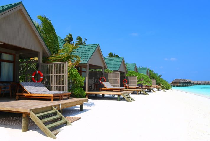 beach bungalows maldive