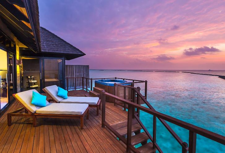camere overwater iru fushi resort maldive