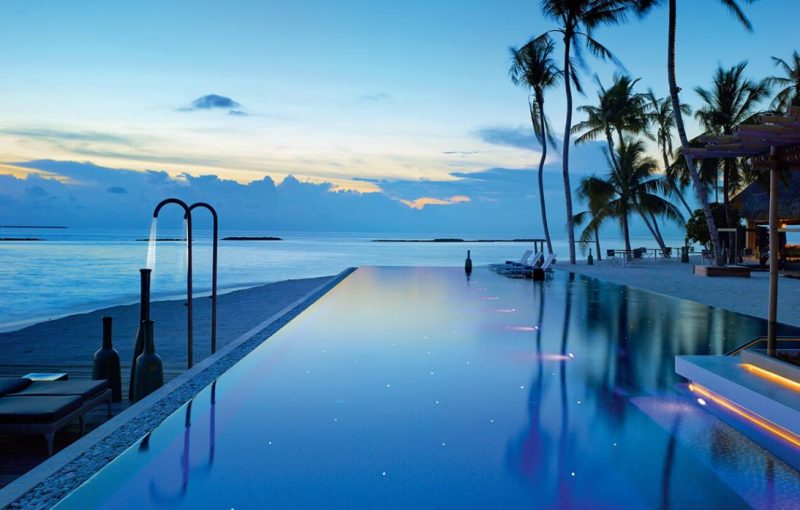 resort maldive lusso velaa