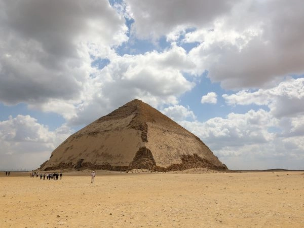 visitare la Piramide di Snefru vacanze in Egitto agenzia viaggi
