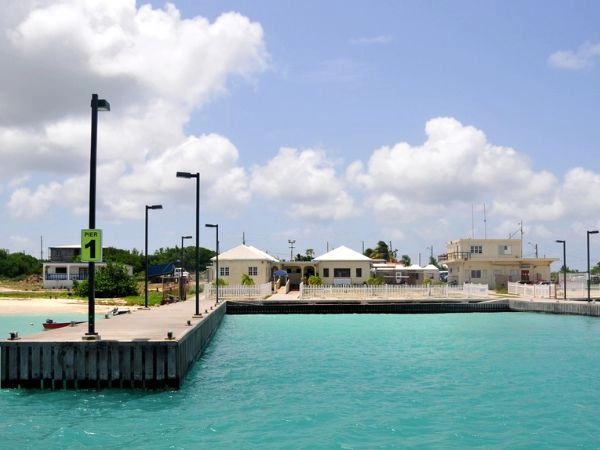 Anguilla il terminal dei traghetti di Blowing Point