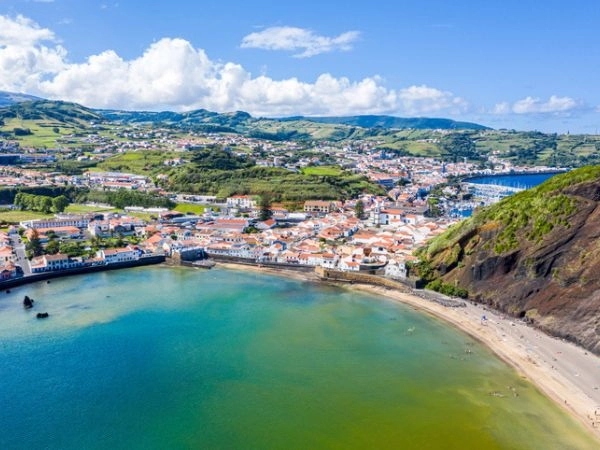 Horta e Porto Pim destinazioni esclusive