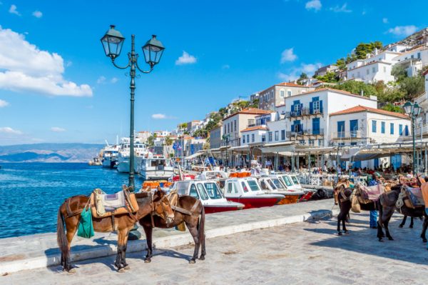 Sull'iSola-di-Hydra-in-Grecia-non-ci-sono-automobili