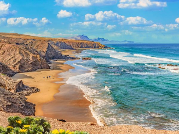 Onde di surf a Fuerteventura, Isole Canarie