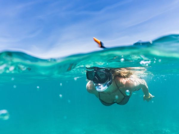 Immergersi nelle acque cristalline delle Galapagos
