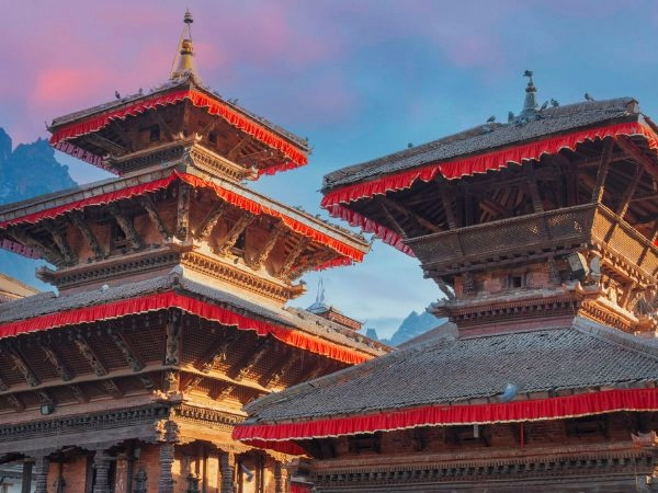 Immergersi nell’atmosfera di Kathmandu, tra templi e tradizioni del Nepal