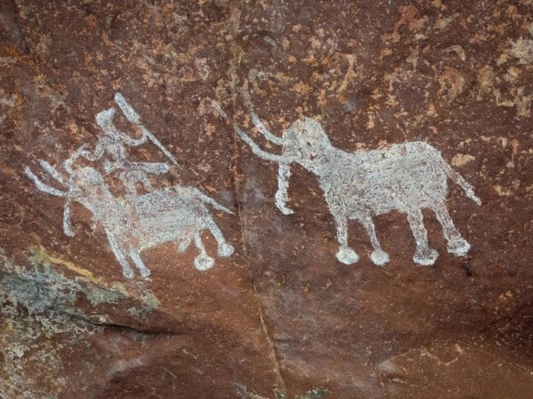 Scoprire le Grotte di Bhimbetka, culla dell’arte rupestre indiana