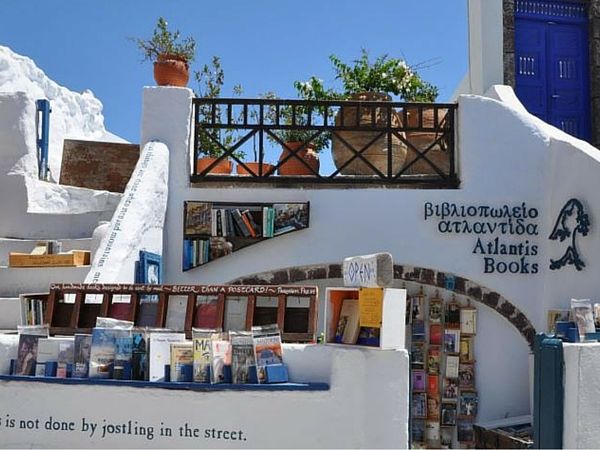 Atlantis Books – Oia, Santorini, Grecia