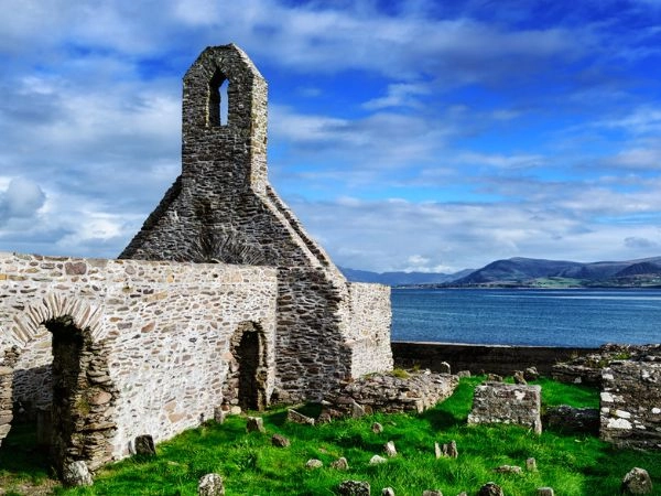 Il porto di Ballinskelligs è il punto di partenza per le escursioni in barca verso Skellig Michael