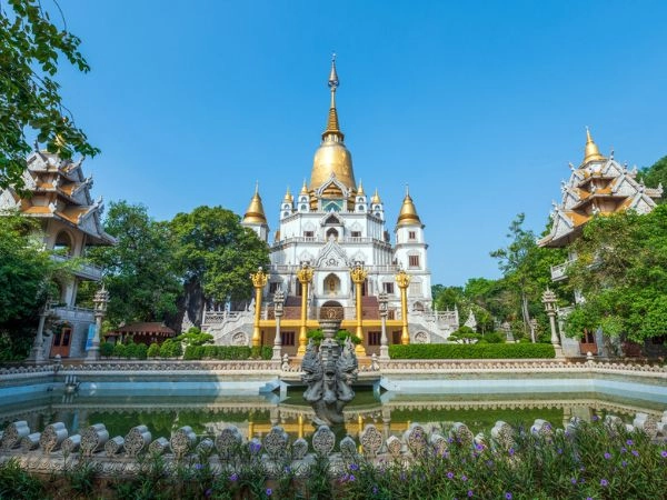 Ho Chi Minh City, conosciuta anche come Saigon, è la metropoli vibrante del Sud del Vietnam