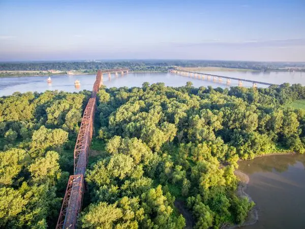 Chain of Rocks Bridge