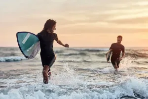 surf-costa-rica-ragazzi-felici-esperienze.