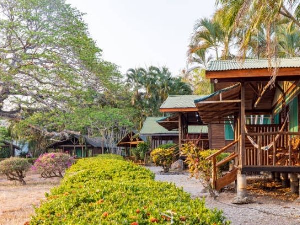 eco-lodge